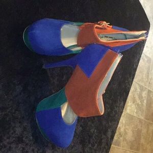 Multi coloured high heel